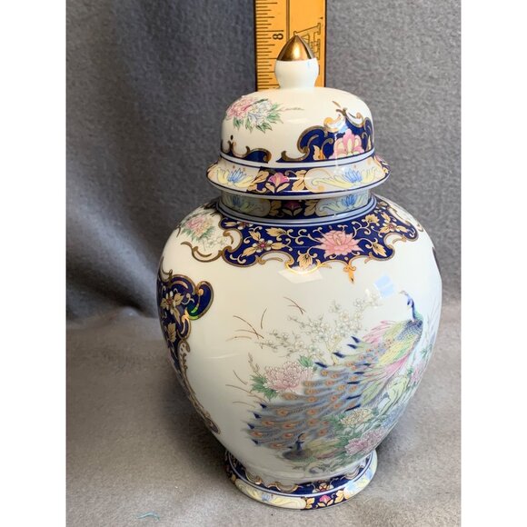 Toyo Peacock Ginger Jar With Lid Cobalt Blue & Gold Floral Design Porcelain 8" - Picture 9 of 10